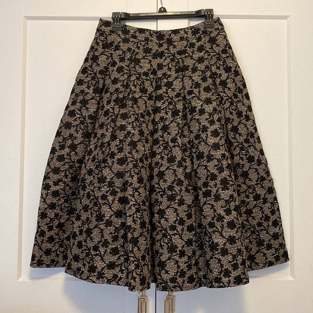 Luxury Co full pleated a-line full circle skirt Medium NWOT